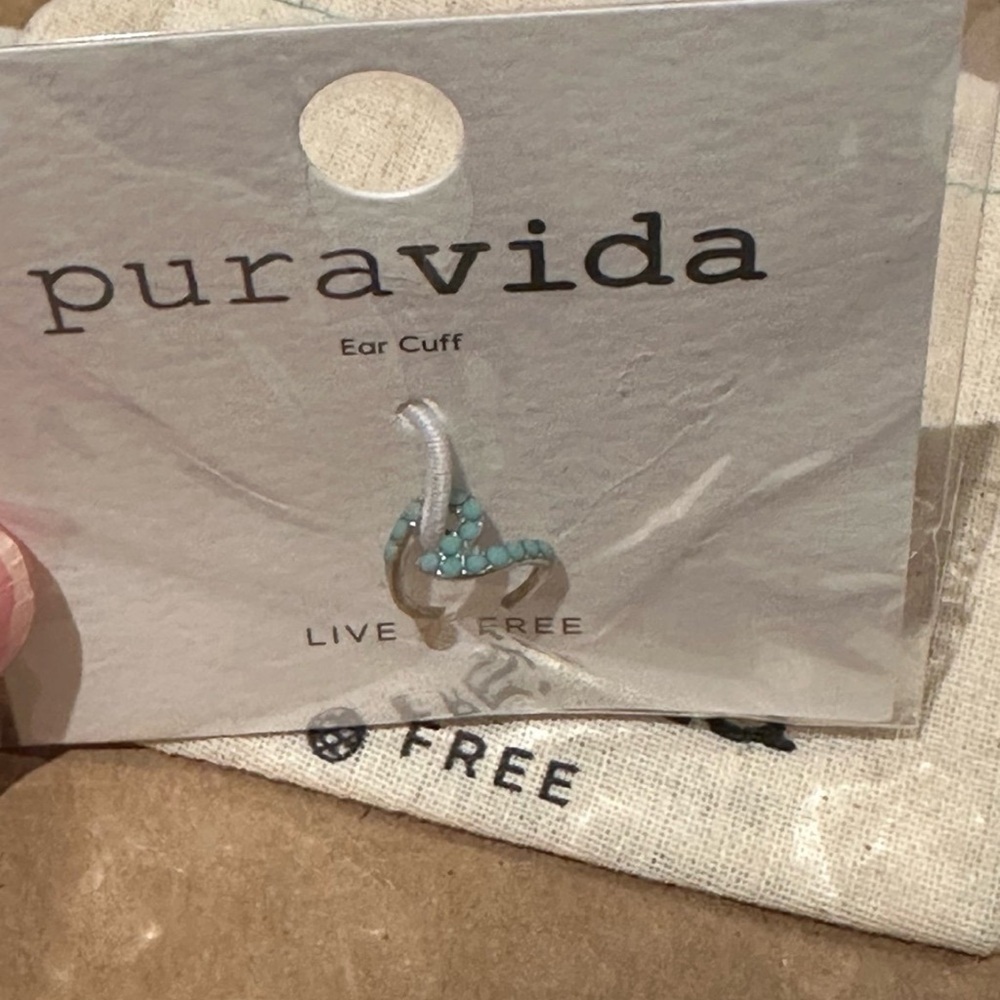 PURA VIDA Stone Silver Wave Ear Cuff NEW! Rare!! - Picture 3 of 4